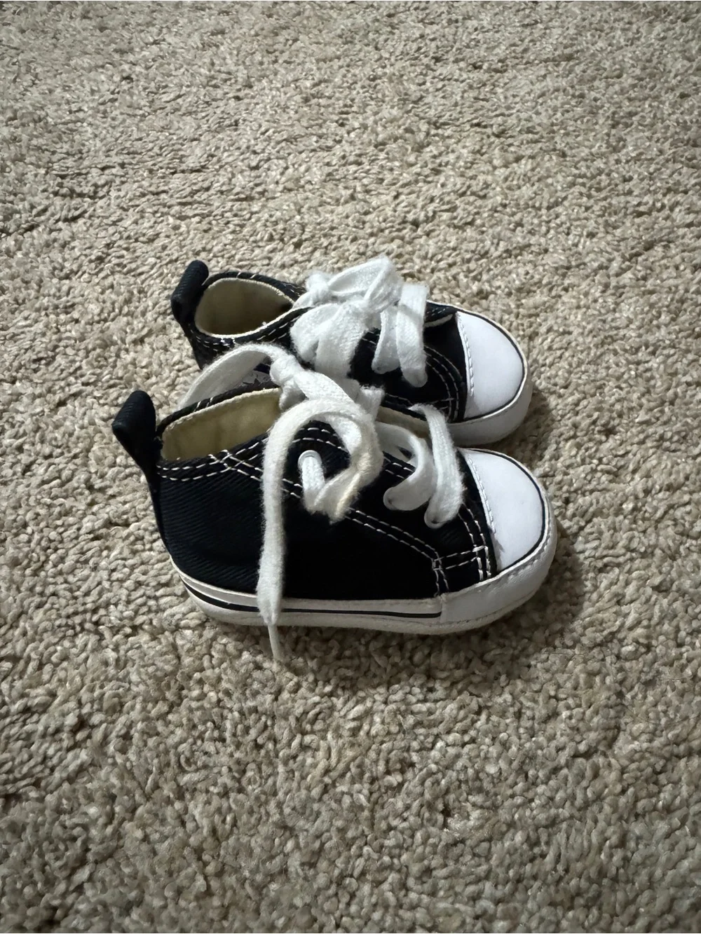 Baby Infant Black/White Converse All Star by Chuck Taylor Sneaker Shoes Size 1